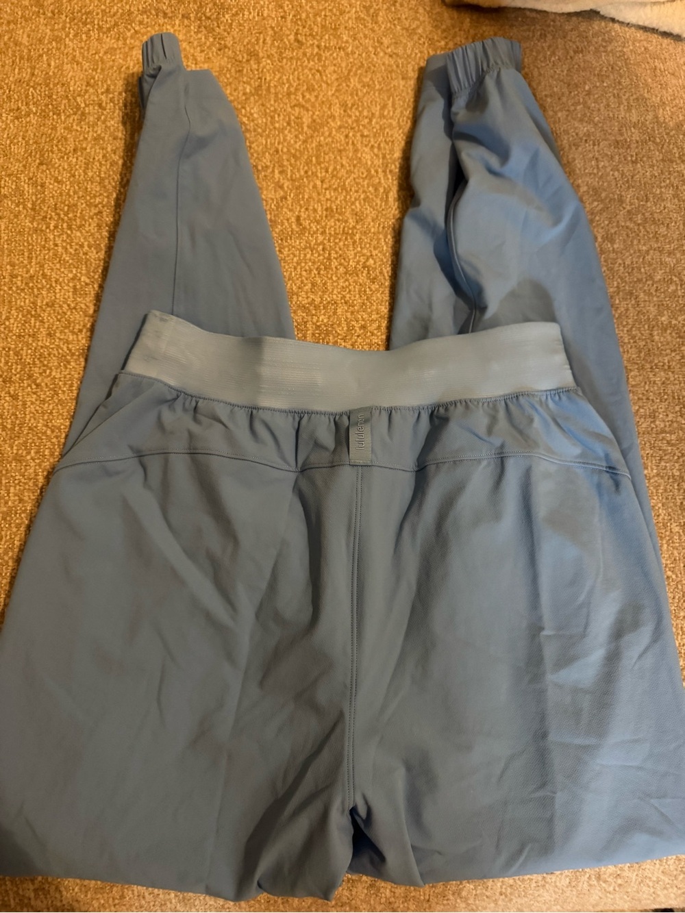 Lululemon Light Blue License to Train HR Pant - Picture 3 of 3